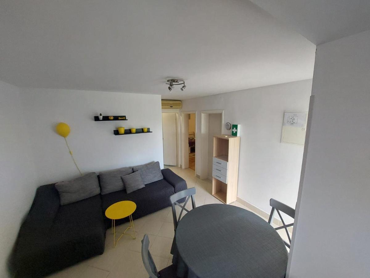 Apartman Katarina Cres Exterior foto