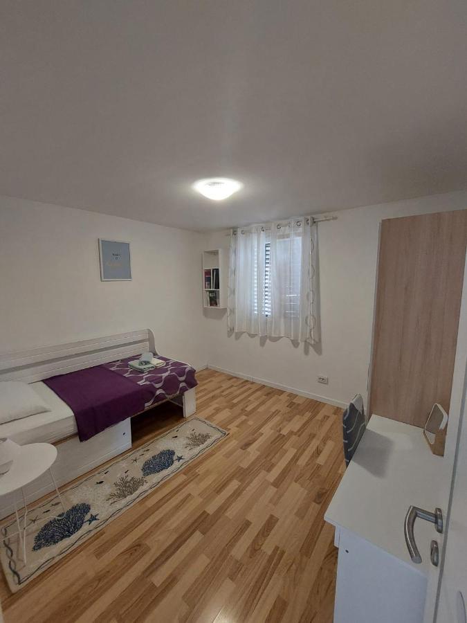 Apartman Katarina Cres Exterior foto
